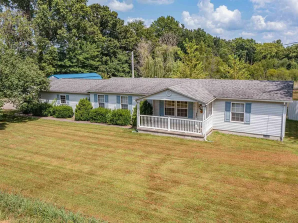 3256 S Hotze Rd, Salem, IL 62881