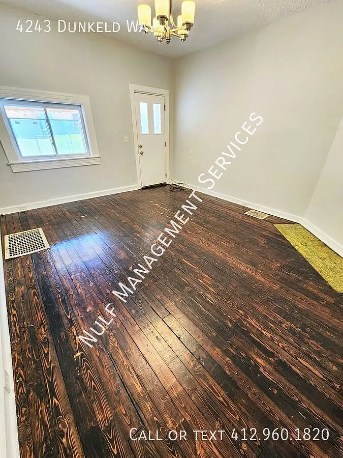2 bed, 1 bath in Lawrenceville — Photo 2