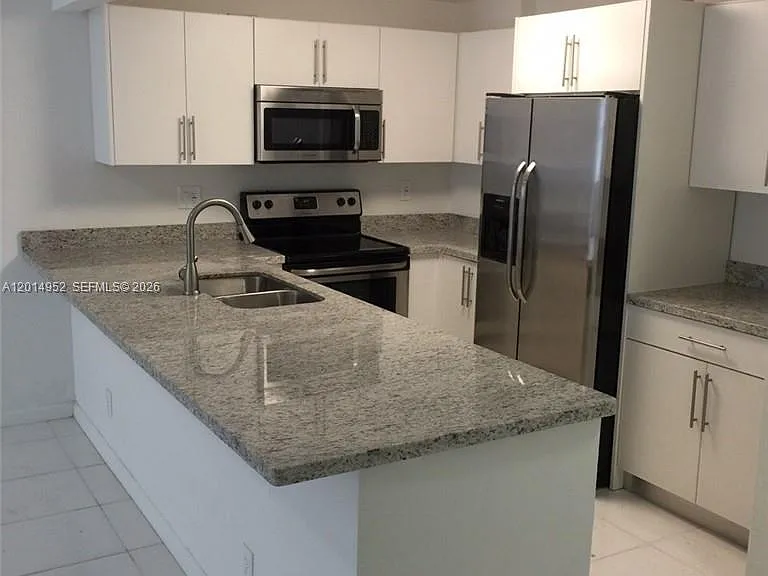 9143 SW 77th Ave #B107 — Photo 13