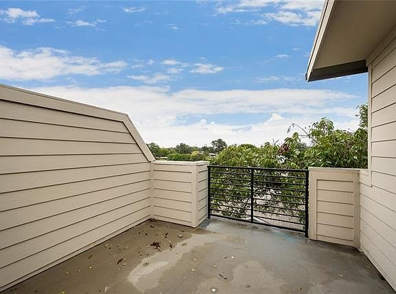 5th image of 4914 Live Oak St #9-C