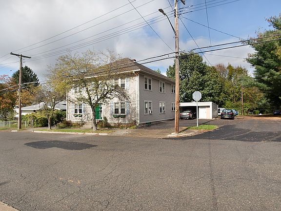 2nd image of 75 Ethel St