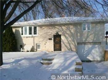 3rd image of 277 Ivy Ave W
