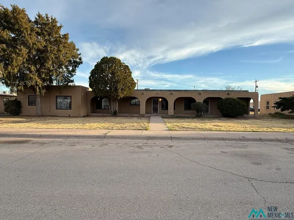 1411 W Hank Ave, Artesia, NM 88210