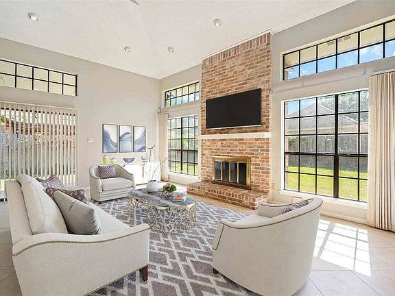 2nd image of 3311 Ashfield Dr