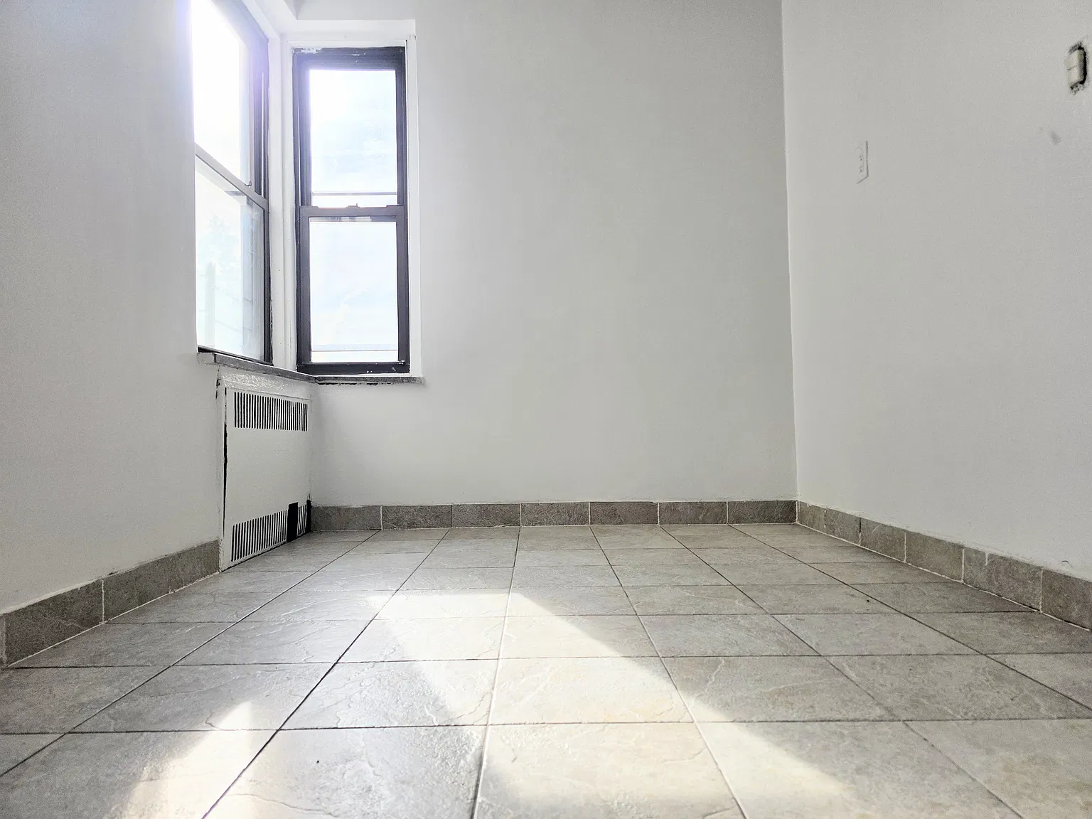 100 Marine Avenue — Photo 4