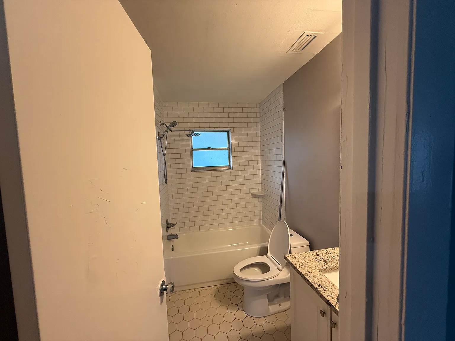 2 bed, 1500 sqft, $1,395 — Photo 3