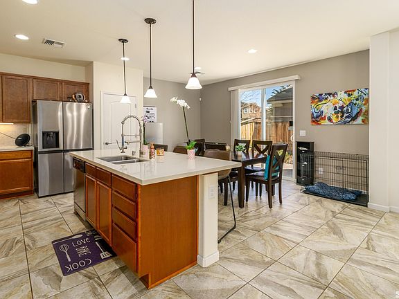 4th image of 7111 Cinder Village Dr