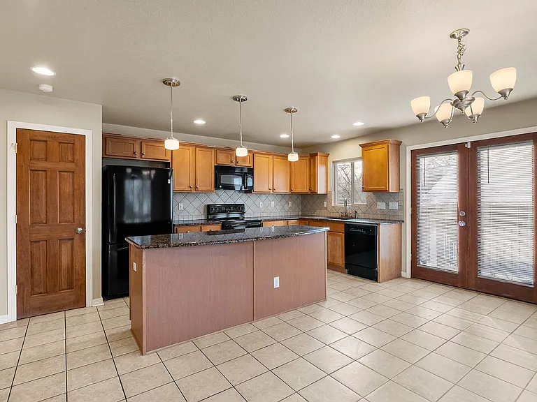 2455 S Humboldt St — Photo 9