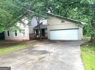 1459 Hidden Hills Pkwy, Stone Mountain, GA 30088