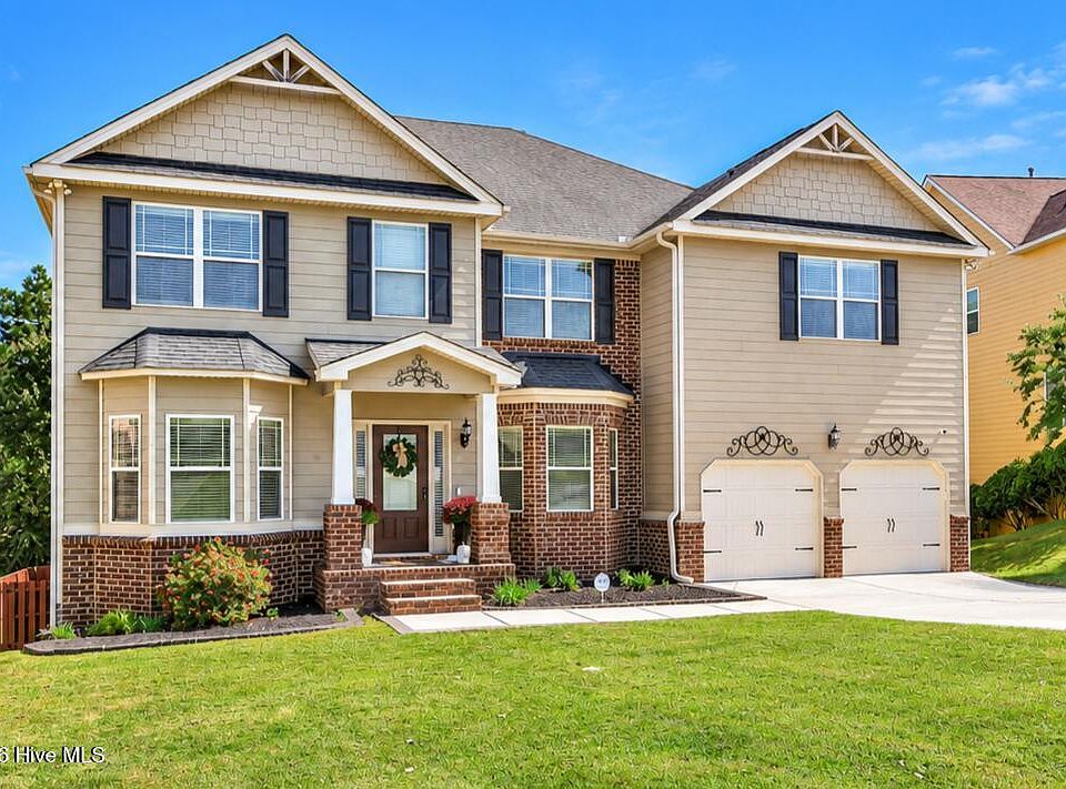 1st image of 552 Oconee Circle