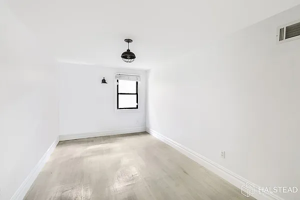 Rented by Halstead Real Estate | media 4