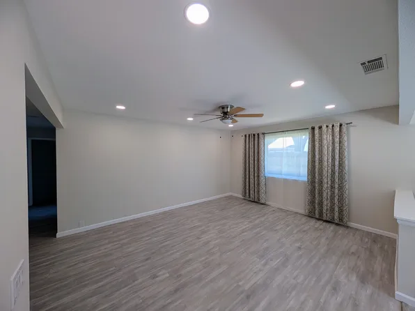 1385 Sprague St, Manteca, CA 95336