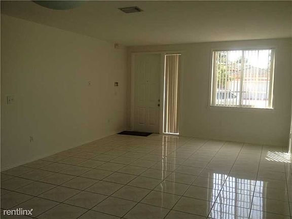 3rd image of 12521 SW 119th Ct