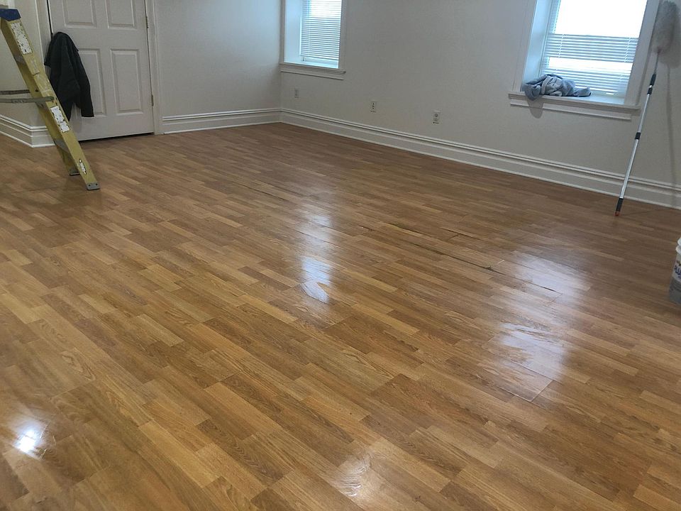 2nd image of 322 Mill St