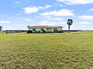 445 Rattlesnake Point Rd, Rockport, TX 78382