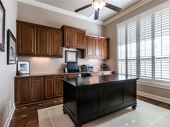 5th image of 11916 Palisades Pkwy