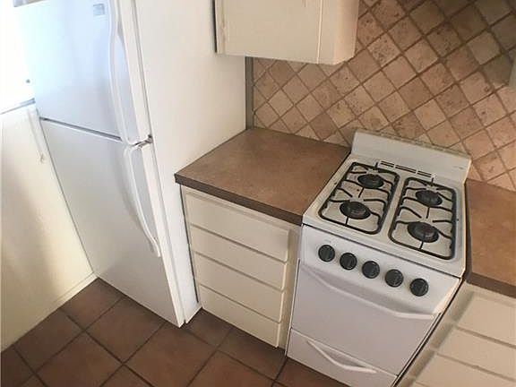 5th image of 2610 Salado St APT 110