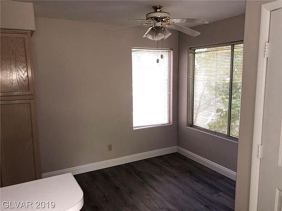 5th image of 3075 Casey Dr Unit 203