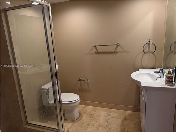 4th image of 1850 Ocean Dr #1607