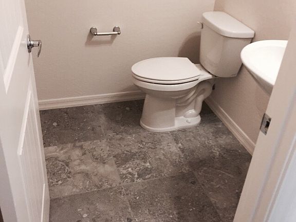 5th image of 7909 S 41st Dr