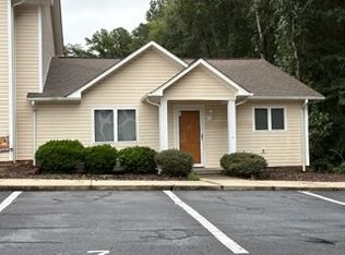 3381 White Oak Ct, Claremont, NC 28610