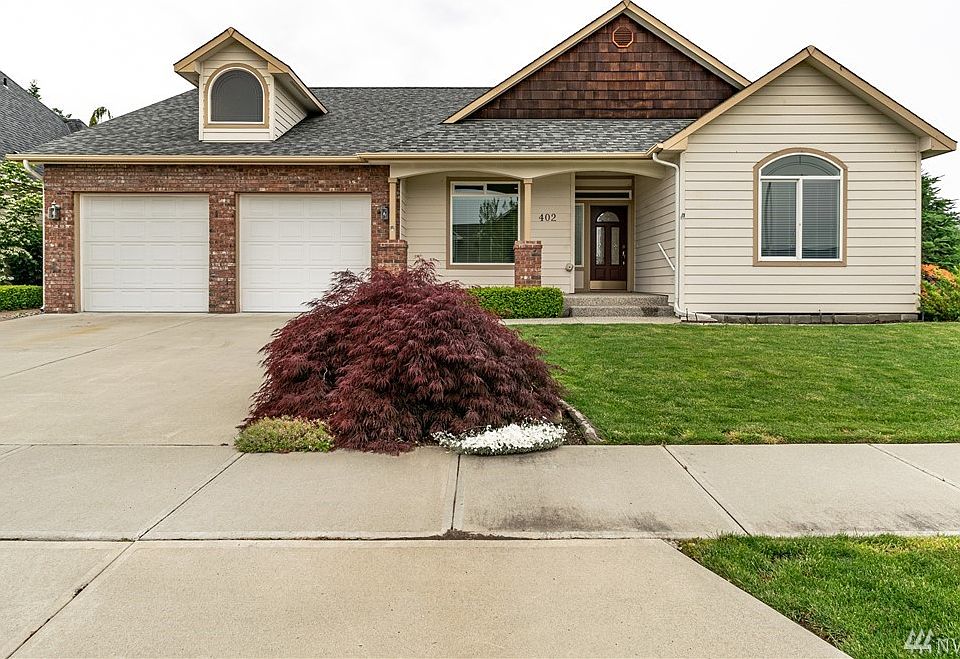 1st image of 402 Dogwood Ln