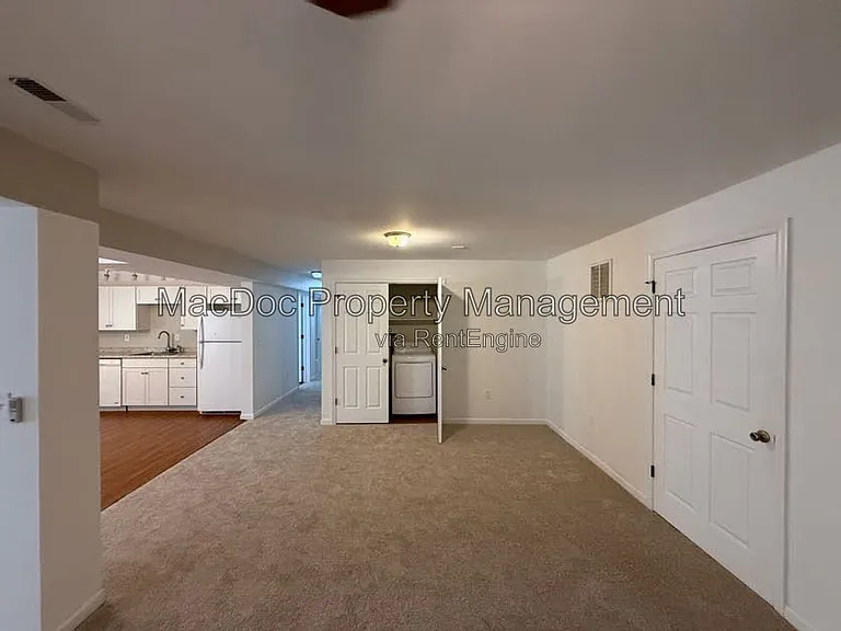 1404 Graham Dr — Photo 88