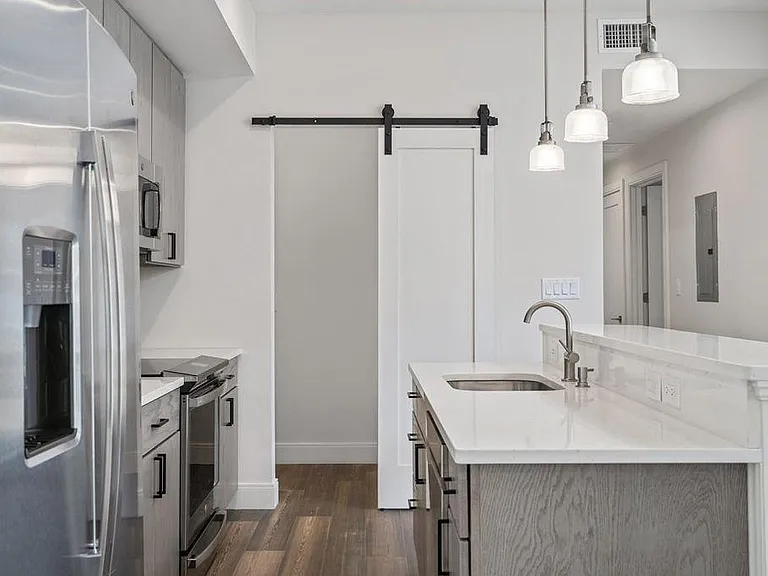 429 Cherry St #12 — Photo 12