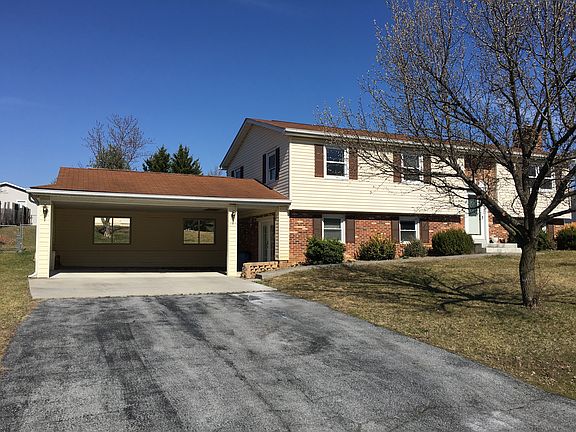 4th image of 205 Lakeside Dr
