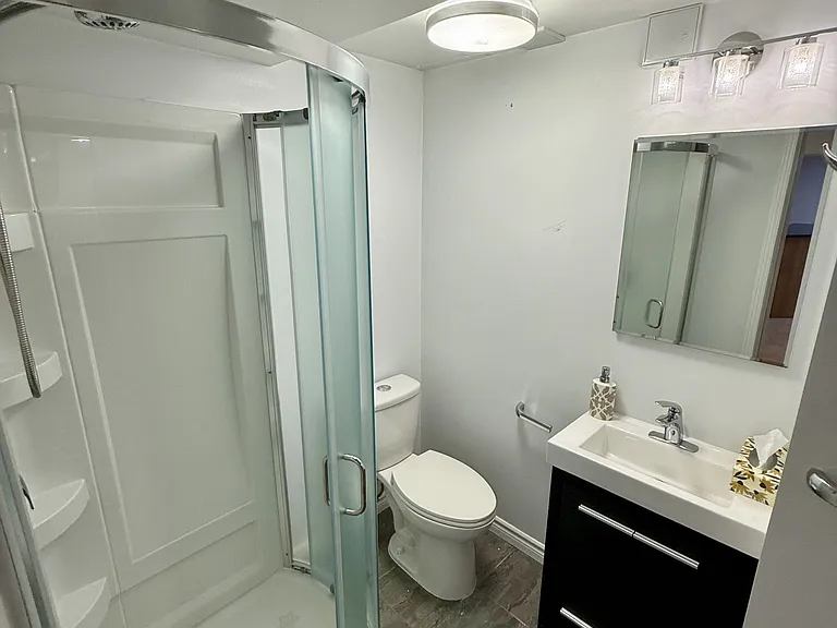 43 Topham Cres — Photo 32