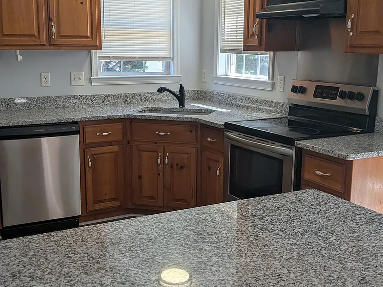 13103 Liberty Point Ct — Photo 14