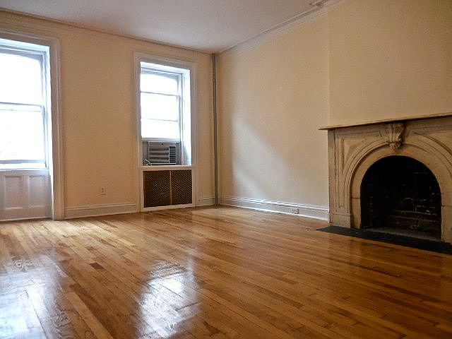 1st image of 66 Livingston St APT 7