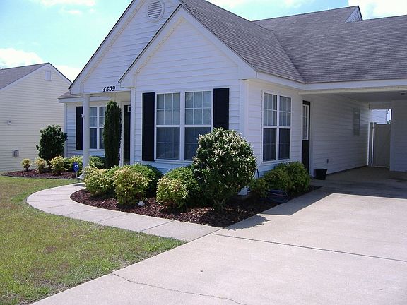 4th image of 4609 Primrose Pl