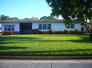 5864 44th Ave N, Kenneth City, FL 33709