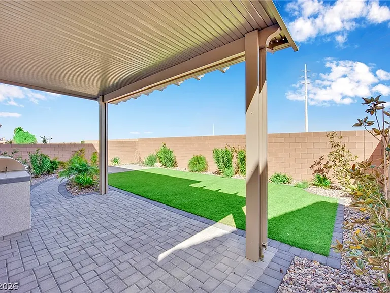 9770 Hawk Crest St — Photo 50