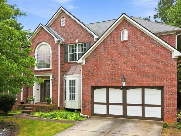 200 White Cloud Run, Canton, GA 30114