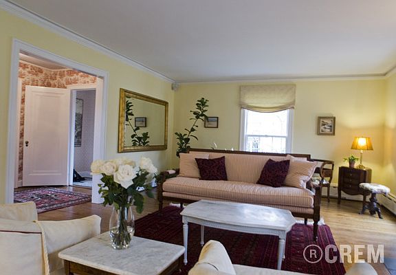 4th image of 2302 Asbury Ave