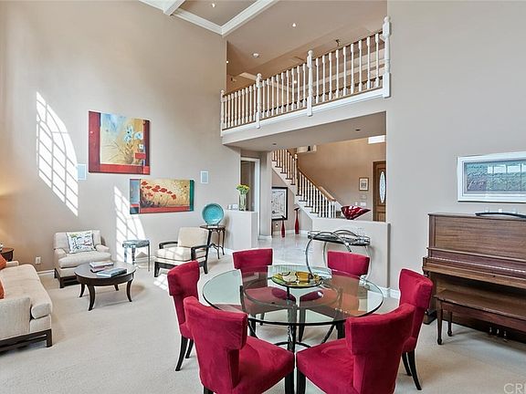 3rd image of 5257 Newcastle Ln