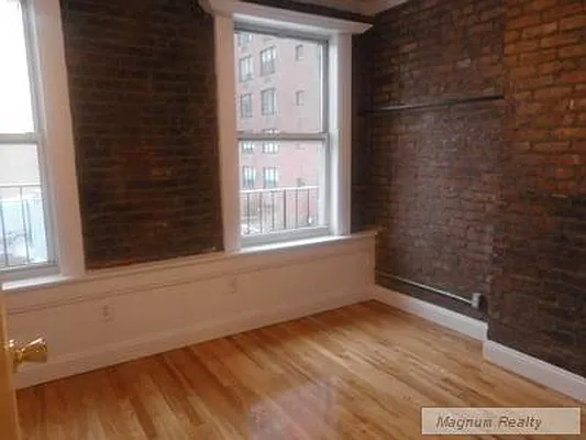 Rented by Magnum Realty Holdings, LLC | media 24