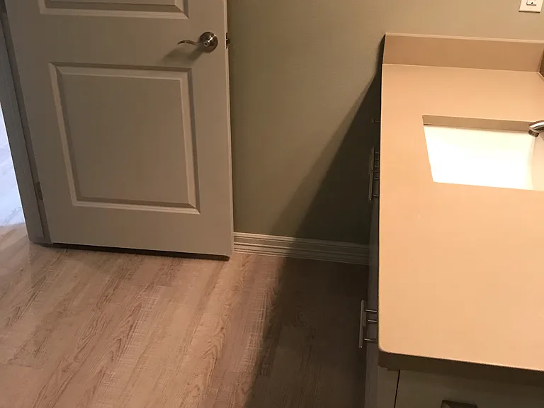 Bathroom. Quartz counter tops