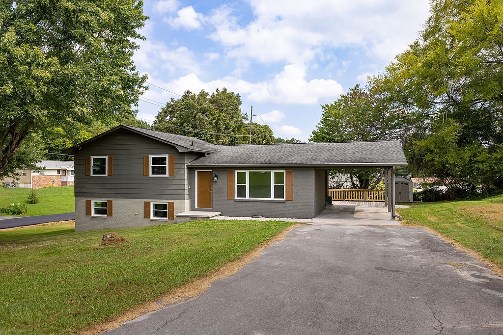 2411 Ella Dr SE - Property Image