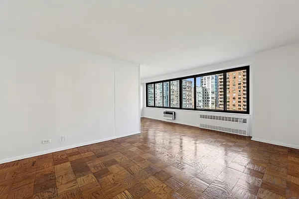 Rented by Corcoran | media 7