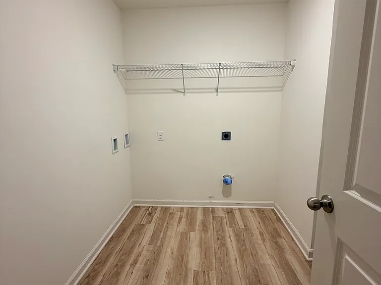 637 Dahlia Dr — Photo 15