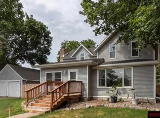 200 S Agency St, Eagle Lake, MN 56024
