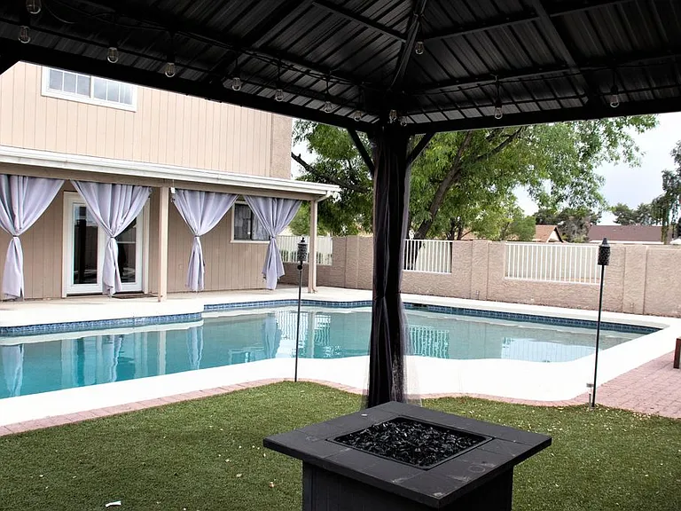 1950 S Saguaro Cir #2 — Photo 17
