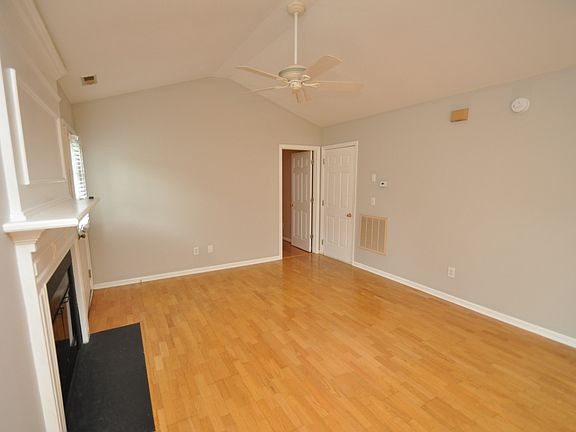 5th image of 206 Briarhaven Dr