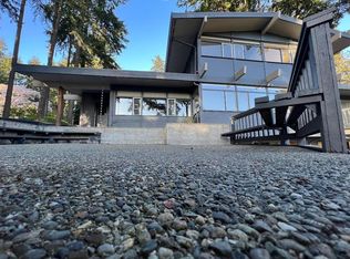 2001 Killarney Dr, Bellevue, WA 98004