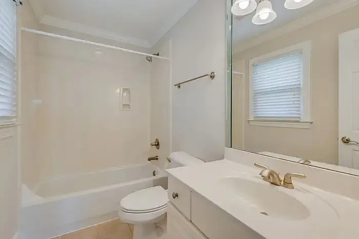 101 Tiffany Ct — Photo 34