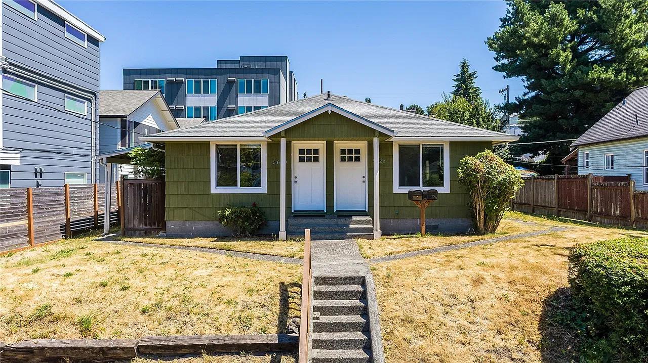 2 bed, 900 sqft, $2,000 — Photo 2