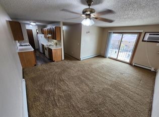 1112 Portland Dr, Bismarck, ND 58504
